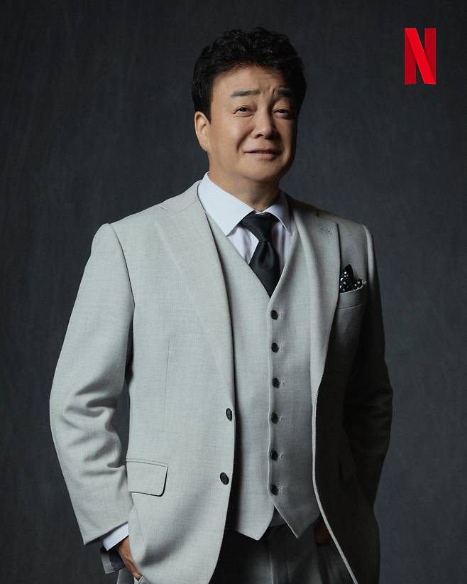 Paik Jong-won, CEO of Theborn Korea, is featured in a promotion for Netflix’s "Culinary Class Wars." (Netflix Korea)