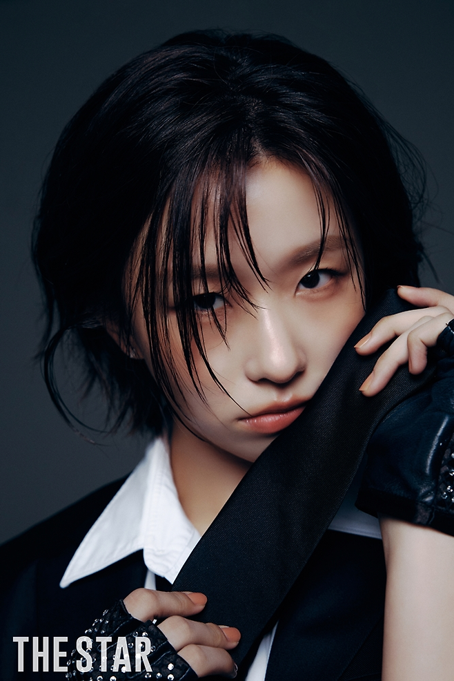 윤가이. <더스타> 10월호