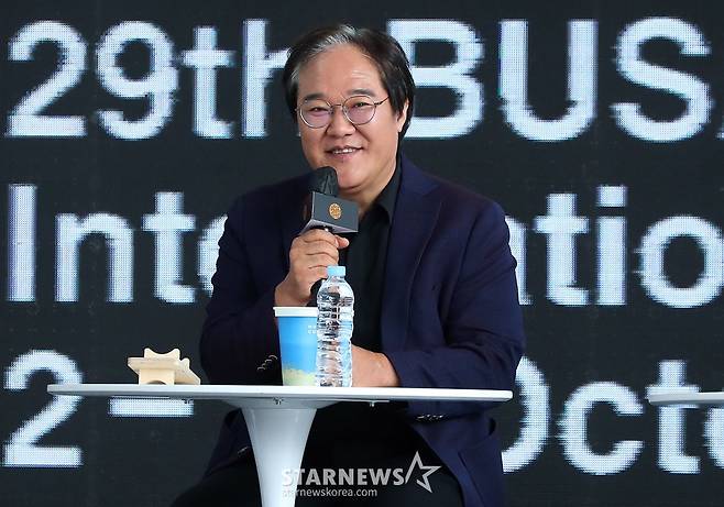 인사말 하는 김상만 감독[★포토]