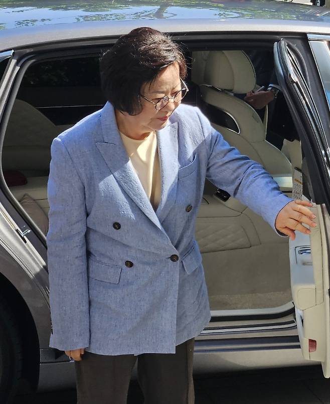 지난 5월 한미사이언스 이사회에 참석하는 송영숙 한미그룹 회장. 연합뉴스