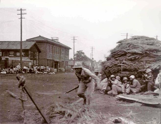 1946년 10월 1일 대구 시위 발포 현장. /미국 국립문서기록보관소