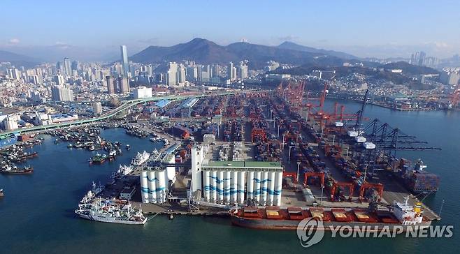 부산항 자성대부두 전경 [연합뉴스 자료]