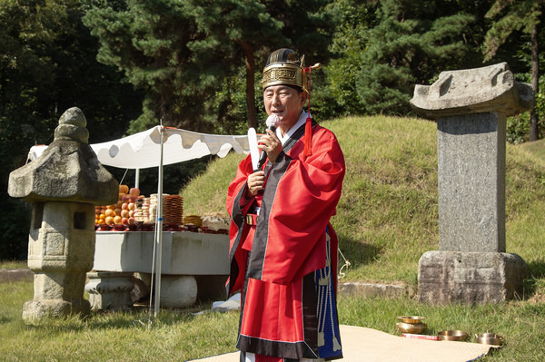 김동근 의정부시장 신숙주 선생 추향제 참석 인사말 모습(사진제공=의정부시청)