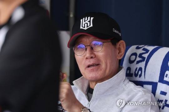 kt 이강철 감독