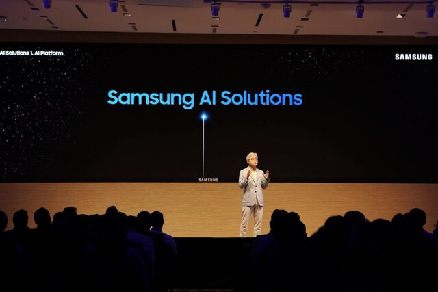 2024년 6월 12일 미국 실리콘밸리에서 열린 ‘삼성 파운드리 포럼 2024(Samsung Foundry Forum 2024)’에서 삼성전자 파운드리 사업부장 최시영 사장이 기조연설을 하고 있다. 삼성전자 제공