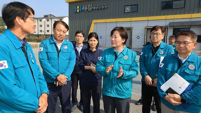 경기지역 계란유통센터 방문한 송미령 장관 [농림축산식품부 제공]