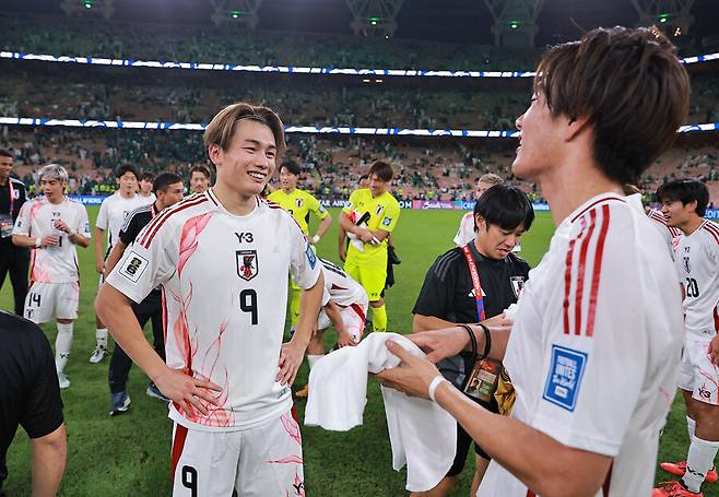 ▲ 일본 축구 대표팀 기세가 무섭다. 11일(한국시간) 사우디 원정에서 2-0 승리를 거두고 2026 북중미 월드컵 아시아 지역 3차 예선 3경기에서 승점 9점을 쓸어담았다. 오는 15일 일본 원정 경기를 떠나는 호주도 일본을 가장 강한 팀으로 인식하고 있다. 토니 포포비치 감독은 일본과 경기를 두고 "아름다운 도전"이라며 쉽지 않은 경기가 될 것이라고 인정했다. ⓒ연합뉴스/AFP