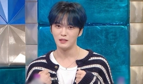 그룹 동방신기 출신 가수 김재중이 입양아라고 밝히면서 그 사실을 알게된 사연을 공개했다. [사진출처 = 영상 캡처]