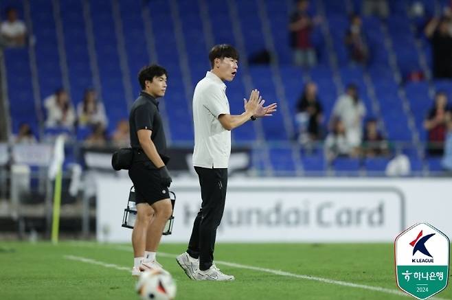 수원 FC 김은중 감독. 사진=한국프로축구연맹