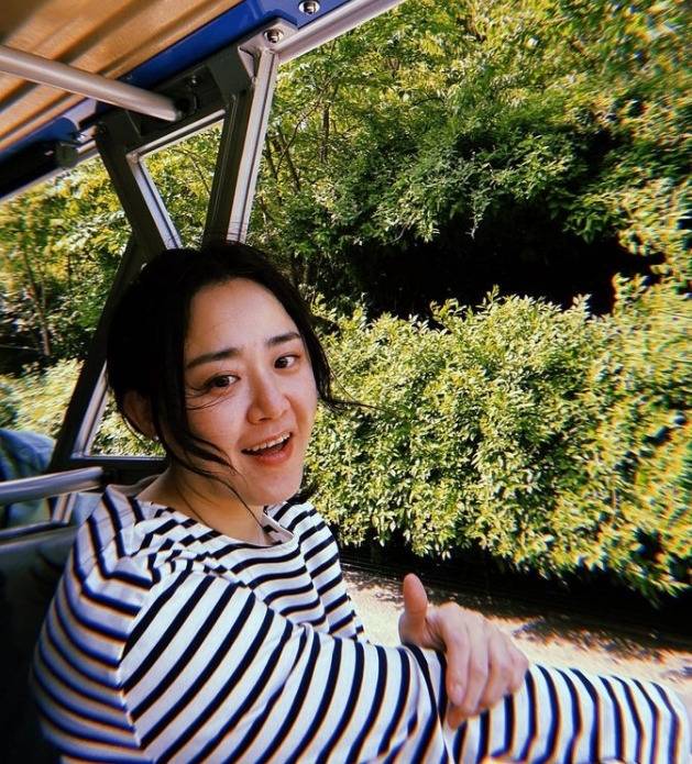 단편영화 감독으로도 주목받은 배우 문근영(본인 SNS)