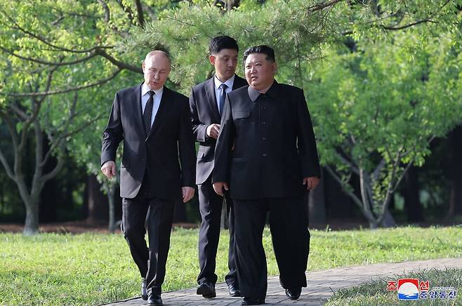 블라디미르 푸틴 러시아 대통령과 김정은 북한 국무위원장 ⓒ연합뉴스