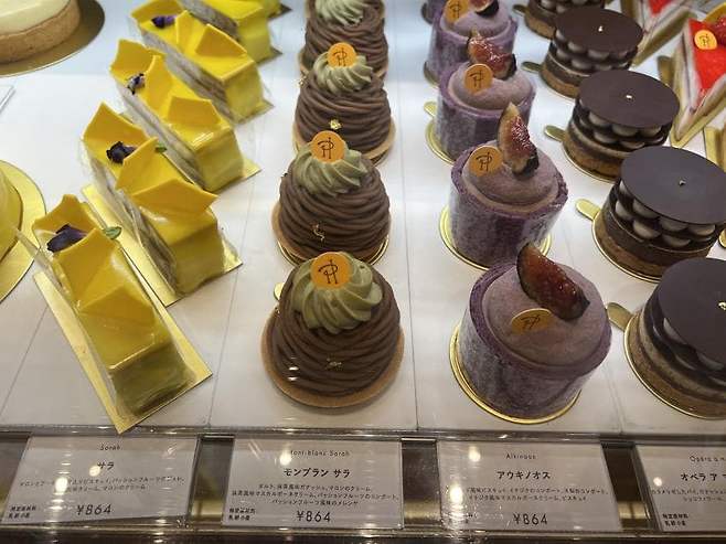 7fed8272a88368eb3ee696e4409f77699b737018bcf9c25ff2541870845bbdae30bbf21a