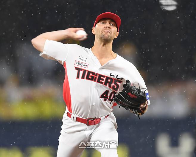 KIA 선발투수 네일이 21일 광주-기아 챔피언스 필드에서 열린 삼성과 2024 KBO 한국시리즈 1차전에서 역투하고 있다. 광주 | 최승섭기자 thunder@sportsseoul.com