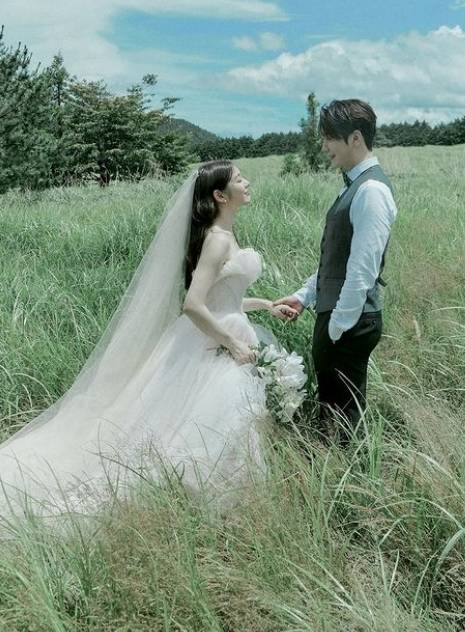 ▲ 김연아 고우림 웨딩 화보. 출처| 김연아 인스타그램