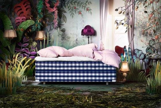 '최고급 침대'를 대표하는 브랜드 해스텐스의 상징 블루 체크. 사진 속 침대는 3단으로 구성된 해스텐스의 수면 시스템을 가장 잘 보여주는 2000T 모델이다, [사진 해스텐스]