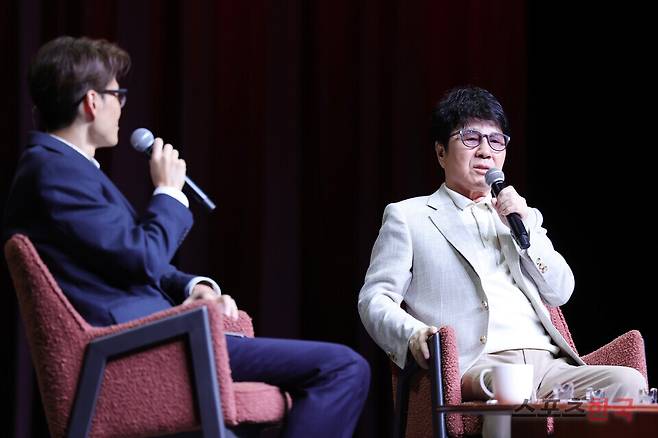 정규 20집 '20' 발매 기념 기자 간담회에 참석한 가수 조용필. 24. 10. 22 ⓒ이혜영 기자 lhy@hankooki.com