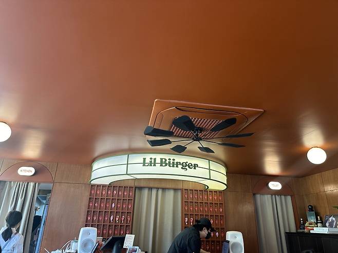 IMG_0986.jpeg 자양동 “그” 햄부기집 !!