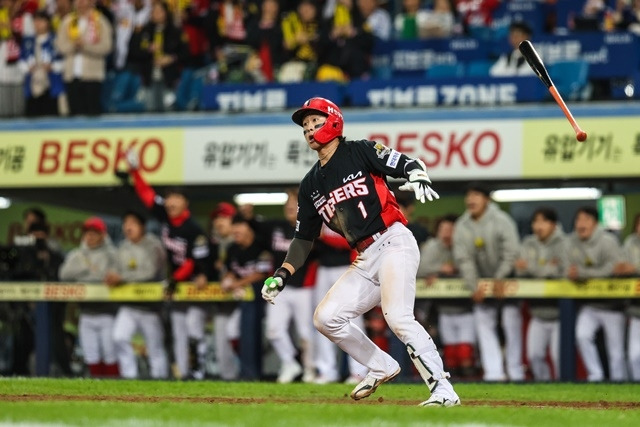 한국시리즈 3차전에서 아쉬움을 삼킨 박찬호. 사진=KIA 제공