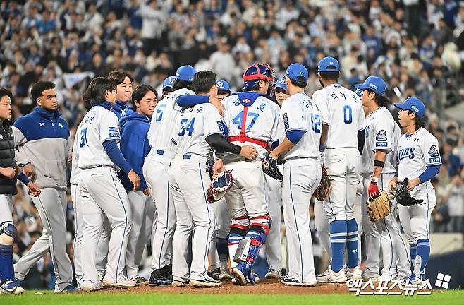 삼성은 25일 삼성라이온즈파크에서 열린 '2024 신한 SOL Bank KBO 포스트시즌' KIA와 한국시리즈(7전 4승제) 3차전에 4-2로 승리했다. 3차전 승리로 시리즈 첫 번째 승리를 챙겨 분위기 반전에 나섰다. 대구, 김한준 기자