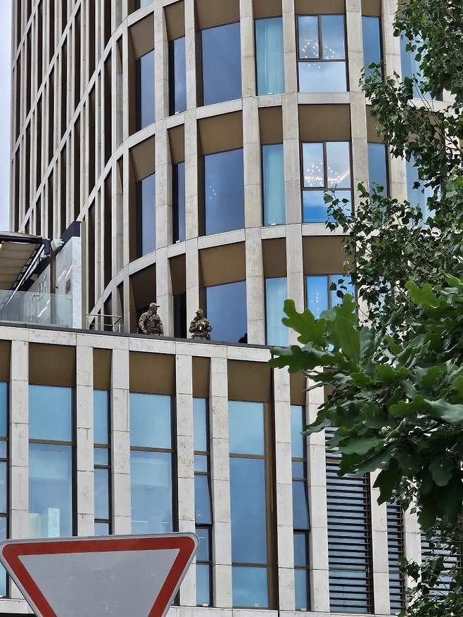 3fb8c32fffd711ab6fb8d38a4288766d99d8bcea4064e5940ba1ce815eafef3ba6859c8f8c1c20aaa2c65e7ef616