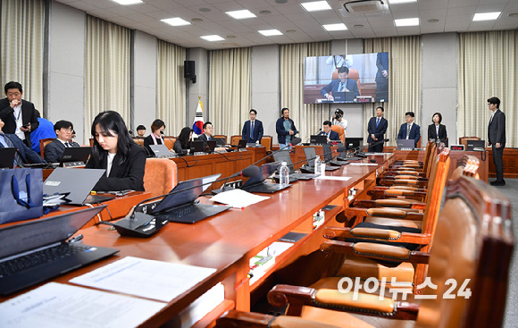 지난 16일 오전 서울 여의도 국회에서 열린 운영위원회 전체회의. 24.10.16 [사진=곽영래 기자]