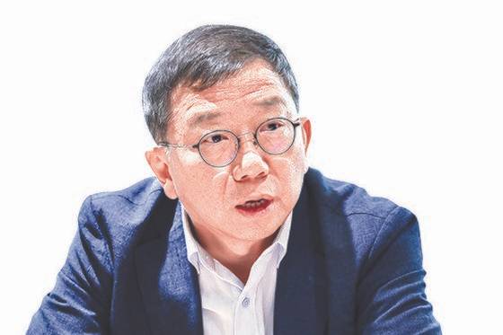 이원덕 국민대 교수. 김경록 기자