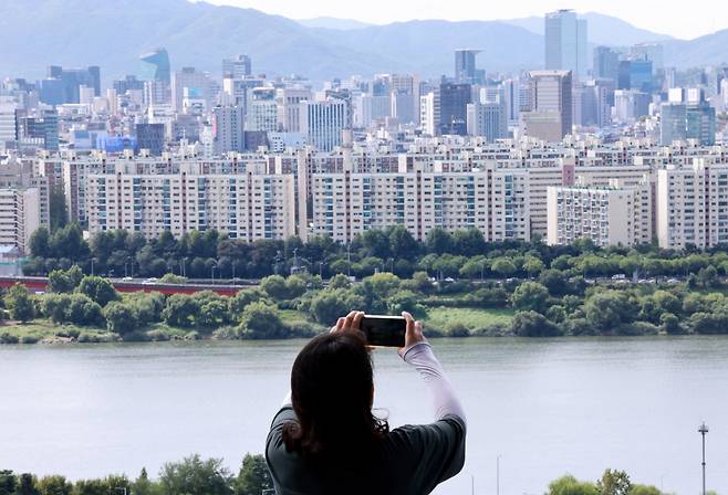 서울 압구정 일대 아파트 단지 모습. [연합]