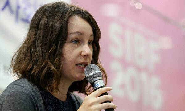 한강 '채식주의자' 번역가 데보라 스미스. 연합뉴스