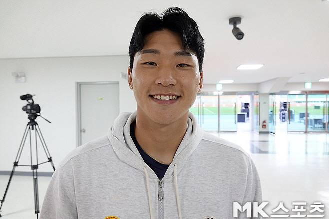 강원 FC 이광연. 사진=이근승 기자