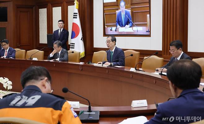 [서울=뉴시스] 김명원 기자 = 한덕수 국무총리이 31일 오전 서울 종로구 정부서울청사에서 열린 국정현안관계장관회의에 참석해 발언하고 있다. 2024.10.31. kmx1105@newsis.com /사진=김명원