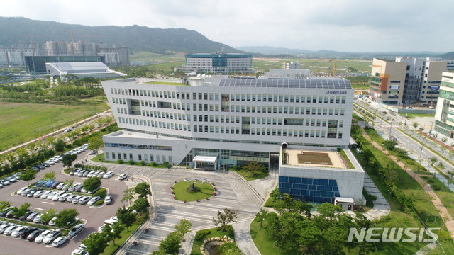 충남교육청이 고등학생 168명의 개인 정보가 유출된 사건에 대한 감사에 착수했다/사진=뉴시스