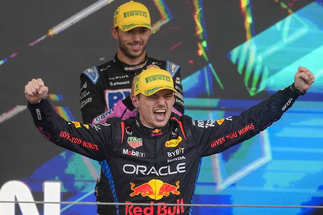 4일 상파울루 그랑프리 우승을 차지한 베르스타펜. AP연합뉴스&nbsp;