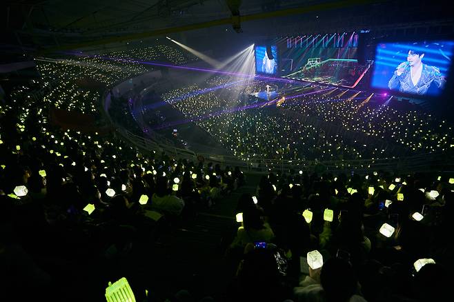 NCT 도영, 앙코르 콘서트 전석 매진 대성황