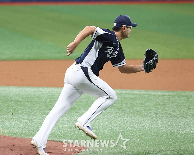 [포토] 김서현 '베이스 커버도 날렵하게'