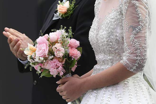 지난 2021년 대구 중구 대봉동 웨딩문화거리에서 열린 다문화가정 결혼식./뉴스1