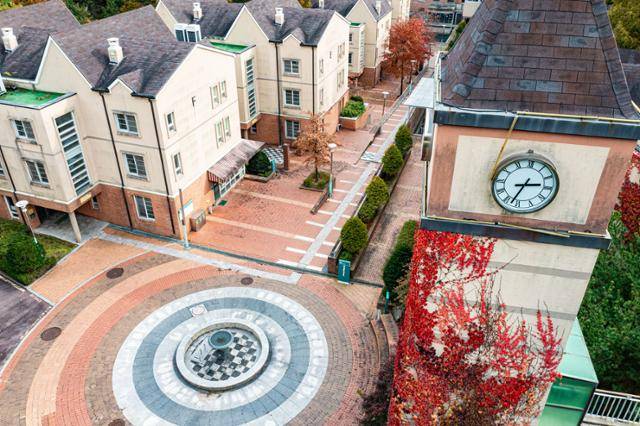 서울의 대표 영어마을 수유영어마을은 2년 전 폐쇄돼 현재 새 용도를 찾고 있다. 1일 서울 강북구 성울영어마을 수유캠프가 인적 없이 텅 비어있다.