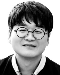 김만권 정치철학자