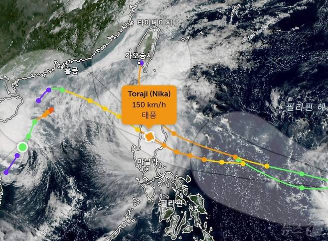 태풍 '도라지' 예상 경로.(사진은 대화형 세계 날씨 지도 Zoom Earth 지도 갈무리)