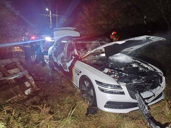 A씨가 방화한 피해 차량. 사진 충남 서산소방서