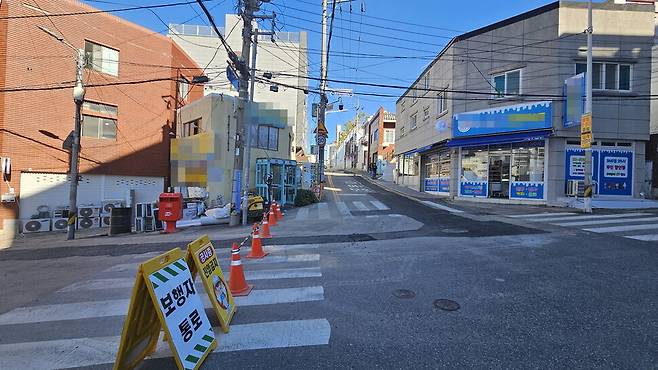 부산 금정구 부곡동의 한 초등학교 근처 모습. 김영동 기자