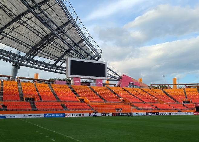 Photo = Jeju United