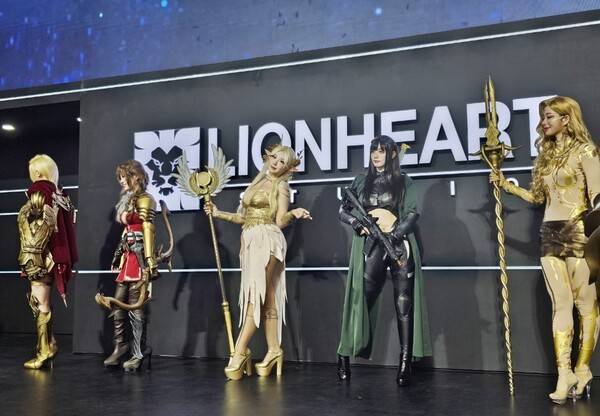 - 라이온하트 '발할라 서바이벌' 코스어&nbsp;