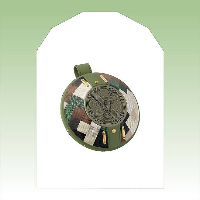 블루투스 스피커 3백31만원 Louis Vuitton.