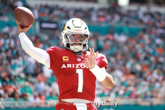 NFL Arizona Cardinals quarterback Kyler Murray./Getty Images Korea