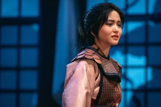 드라마 ‘정년이’에서 여성국극 남장 여배우를 연기하고 있는 김태리. [사진 tvN]