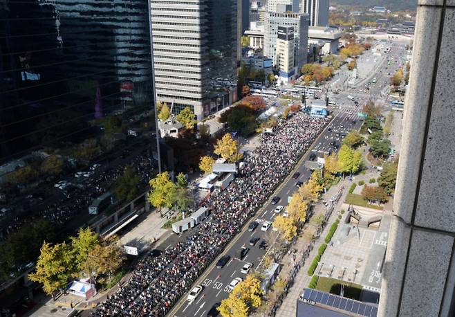 지난 10일 오전 서울 종로구 세종대로에서 광화문 방면 도로에서 열린 종교 단체 집회. /사진=뉴시스