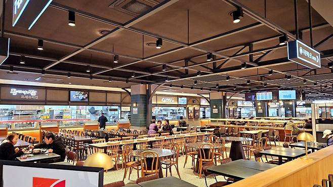 20241119_082253.jpg 행담도 휴게소에서 김치냄비우동