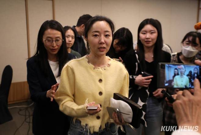 민희진 전 어도어 대표가 지난 5월31일 서울 중구 프레스센터에서 어도어 임시주주총회 관련 기자회견을 열고 입장을 밝히고 있다. 사진=박효상 기자