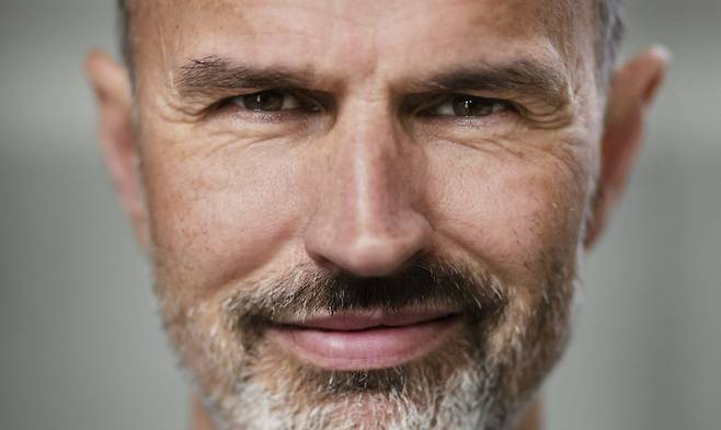 ▲스웨덴의 공립의과대학인 카롤린스카대학 정신과 의사 겸 교수 크리스티안 뤼크(Christian Rück). 자살과 조력사 문제를 정면으로 다룬 책 ‘자살의 언어’를 출간했다. 그는 자살 연구 분야의 세계적인 권위자로 미국 자살예방재단의 학술 고문이다./ⓒ Martin Stenmark