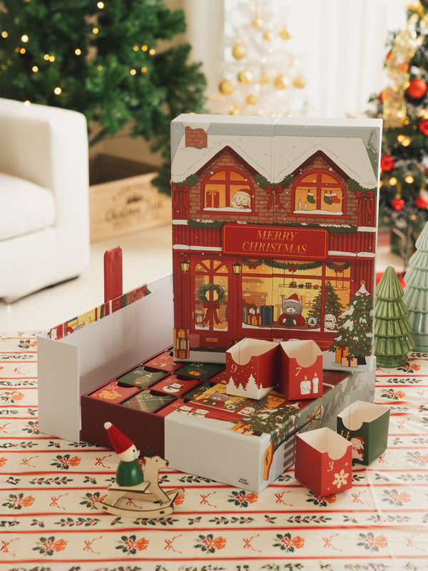 다이소에서 올해 선보인 어드밴트 캘린더. [다이소 제공]